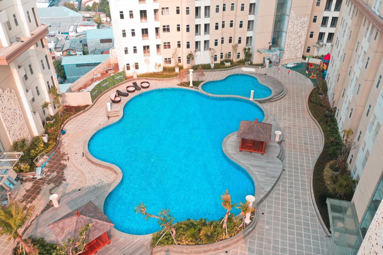 Super Oyo Collection O 16 Vittoria Residence Джакарта Экстерьер фото
