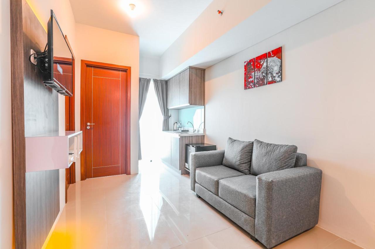 Super Oyo Collection O 16 Vittoria Residence Джакарта Экстерьер фото