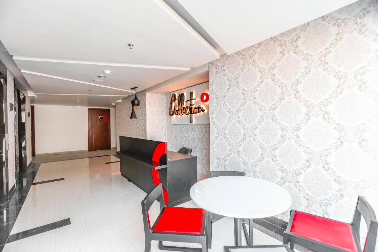 Super Oyo Collection O 16 Vittoria Residence Джакарта Экстерьер фото